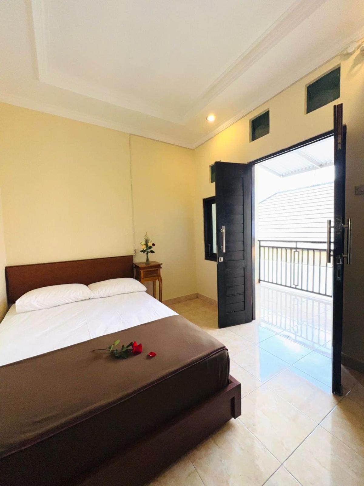 Zigiz Lovina Hostel ภายนอก รูปภาพ