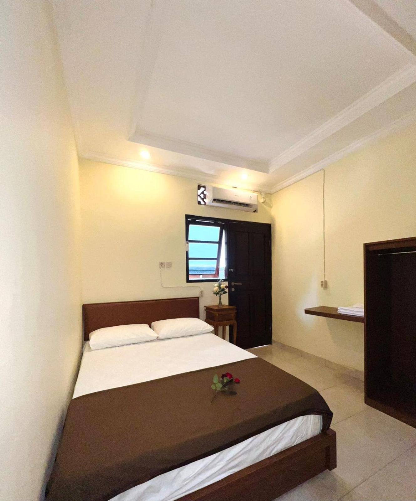 Zigiz Lovina Hostel ภายนอก รูปภาพ