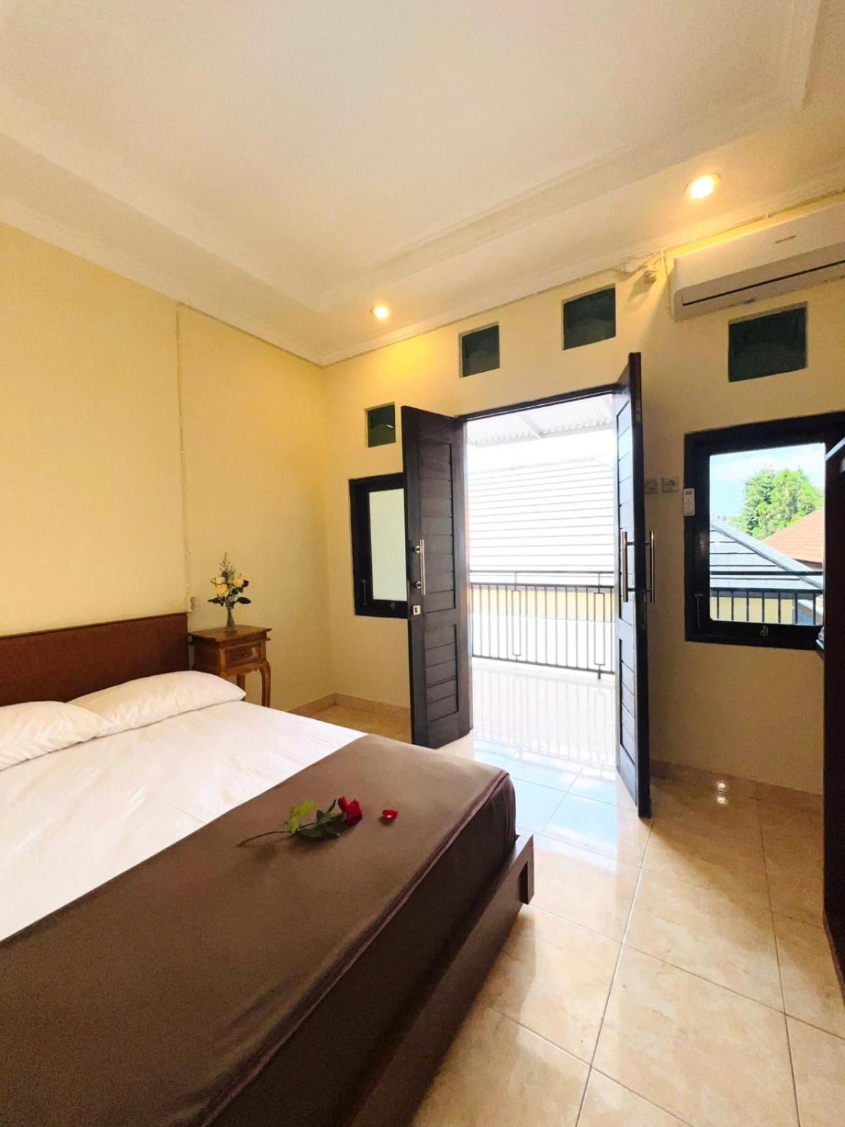 Zigiz Lovina Hostel ภายนอก รูปภาพ