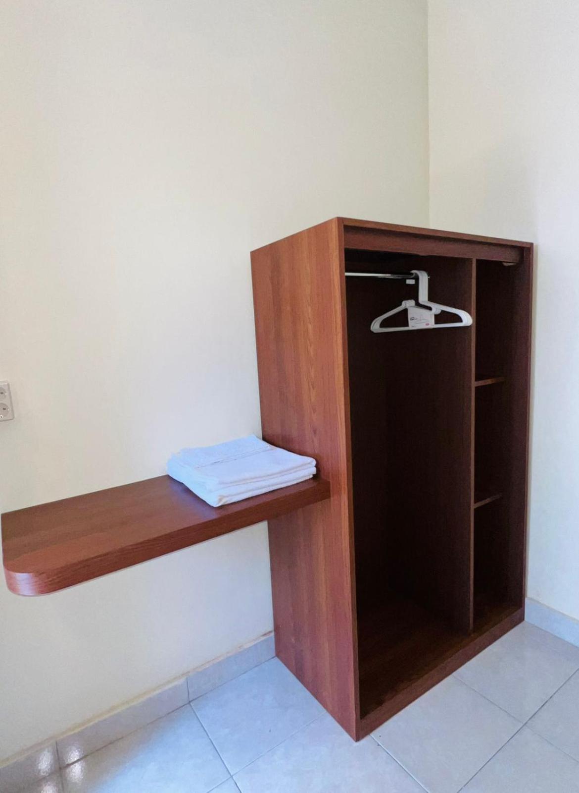 Zigiz Lovina Hostel ภายนอก รูปภาพ