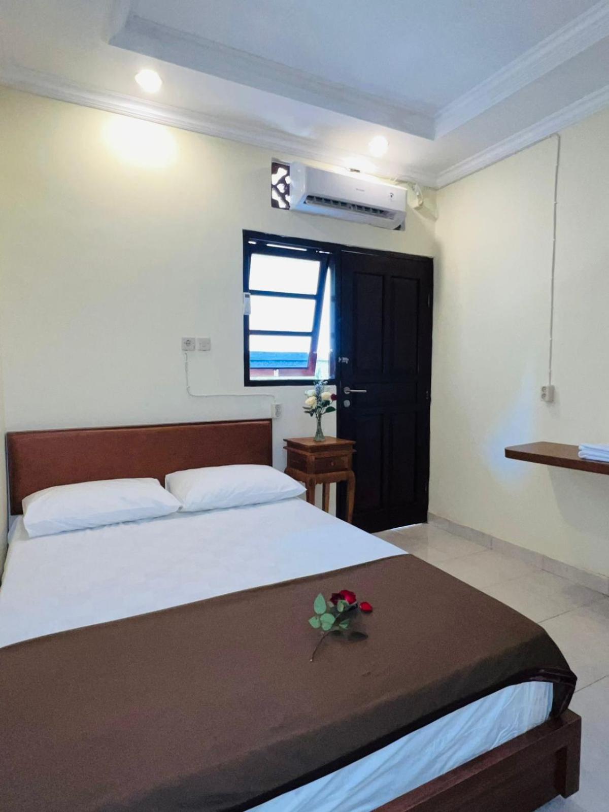 Zigiz Lovina Hostel ภายนอก รูปภาพ